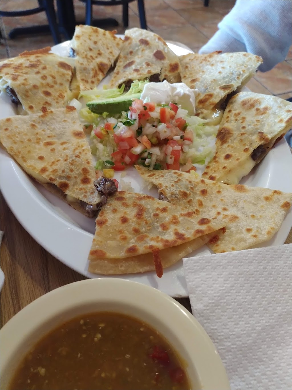 El Nopalito Grill | restaurant | 3714 Broadway Avenue J, Galveston, TX 77550, USA | 4097630410 OR +1 409-763-0410