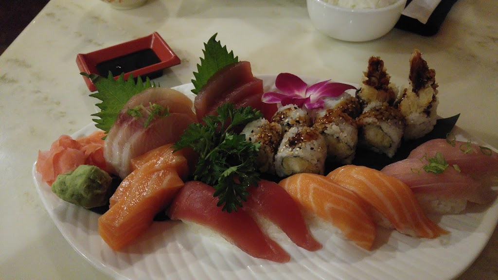 VKI Japanese Steakhouse & Sushi Bar | restaurant | 4552 US-98, Santa Rosa Beach, FL 32459, USA | 8502672555 OR +1 850-267-2555