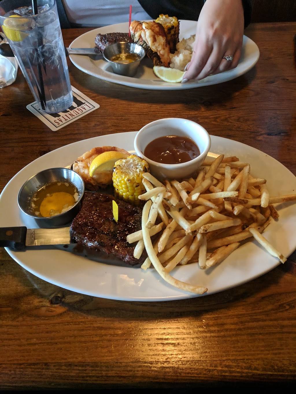 Chucks Roadhouse Bar & Grill | restaurant | 12598 Hwy 50, Bolton, ON L7E 1T6, Canada | 9059512020 OR +1 905-951-2020