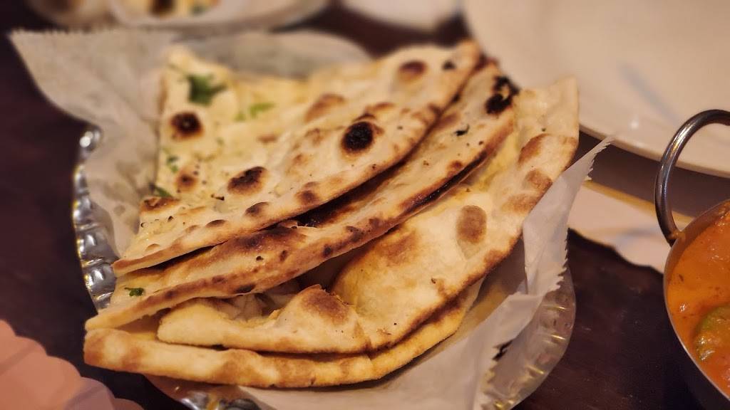 Curry Mango | restaurant | 6625 Florida Ave S, Lakeland, FL 33813, USA | 8639402275 OR +1 863-940-2275