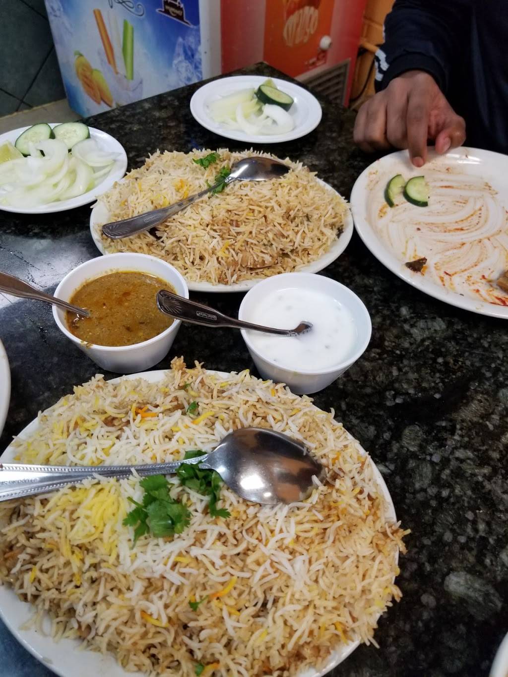 Hyderabad House | restaurant | 2225 W Devon Ave, Chicago, IL 60659, USA | 7733811230 OR +1 773-381-1230
