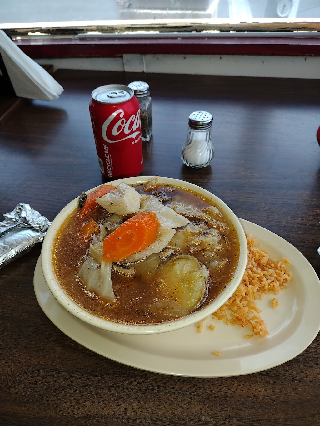 Las Cazuelitas | restaurant | 952 E Adams St, Brownsville, TX 78520, USA | 9565508799 OR +1 956-550-8799