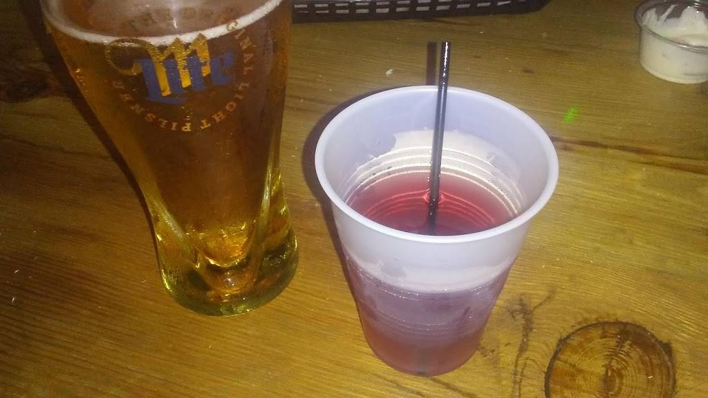 Rockin Horse Saloon & Grill | restaurant | 5200 W 159th St, Oak Forest, IL 60452, USA | 7086874100 OR +1 708-687-4100