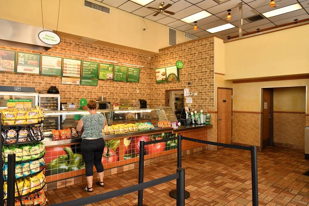 Subway | restaurant | 144 N Central Ave, Phoenix, AZ 85004, USA | 6022719866 OR +1 602-271-9866