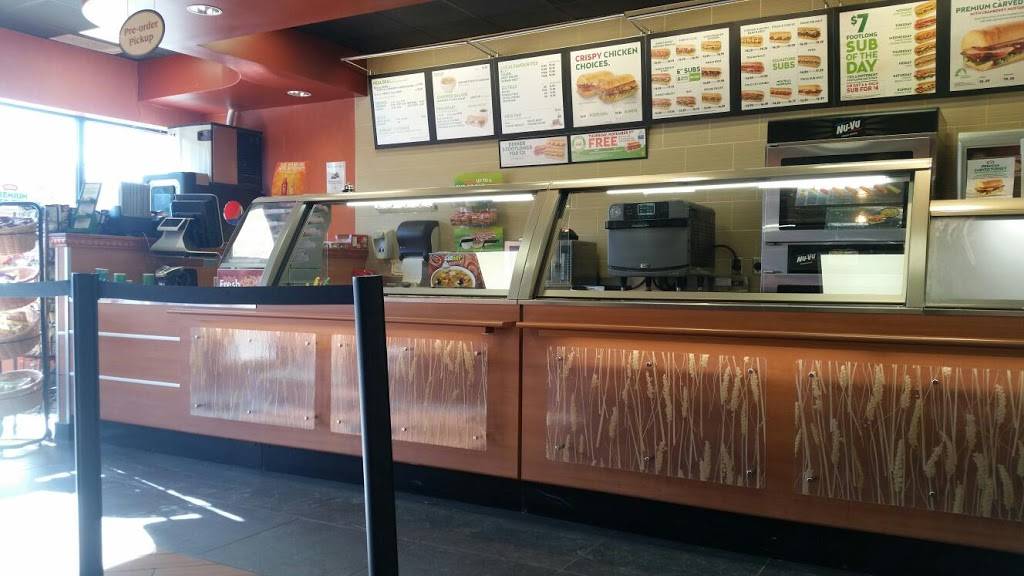 Subway | meal takeaway | Orchardview Plaza, 159 Main St E Unit 1-A, Grimsby, ON L3M 1P2, Canada | 9053094782 OR +1 905-309-4782