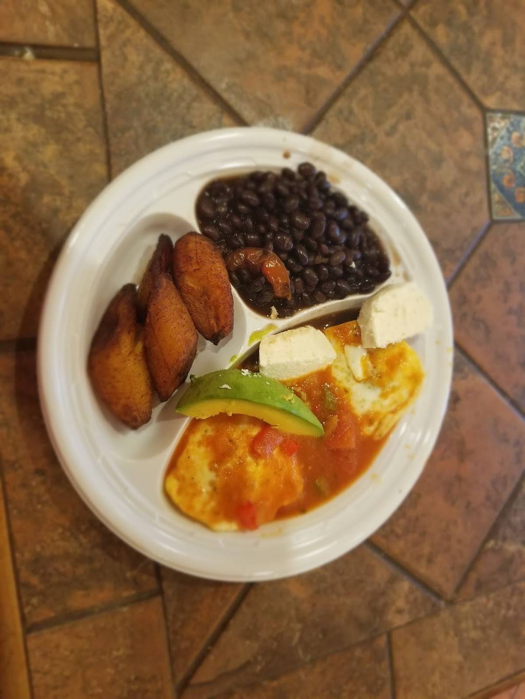 Taqueria Tapatio | restaurant | 82 Broadway, Somerville, MA 02145, USA | 6176254119 OR +1 617-625-4119