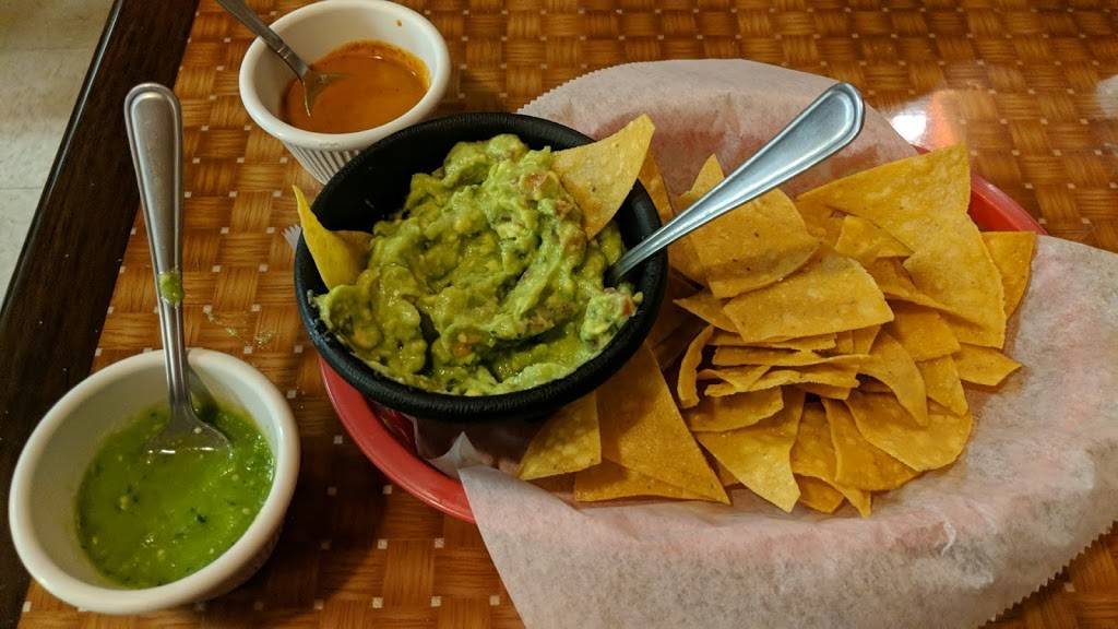 San Miguelito Mexican Cuisine | restaurant | 2654 S 6th St, Philadelphia, PA 19148, USA | 2677738440 OR +1 267-773-8440