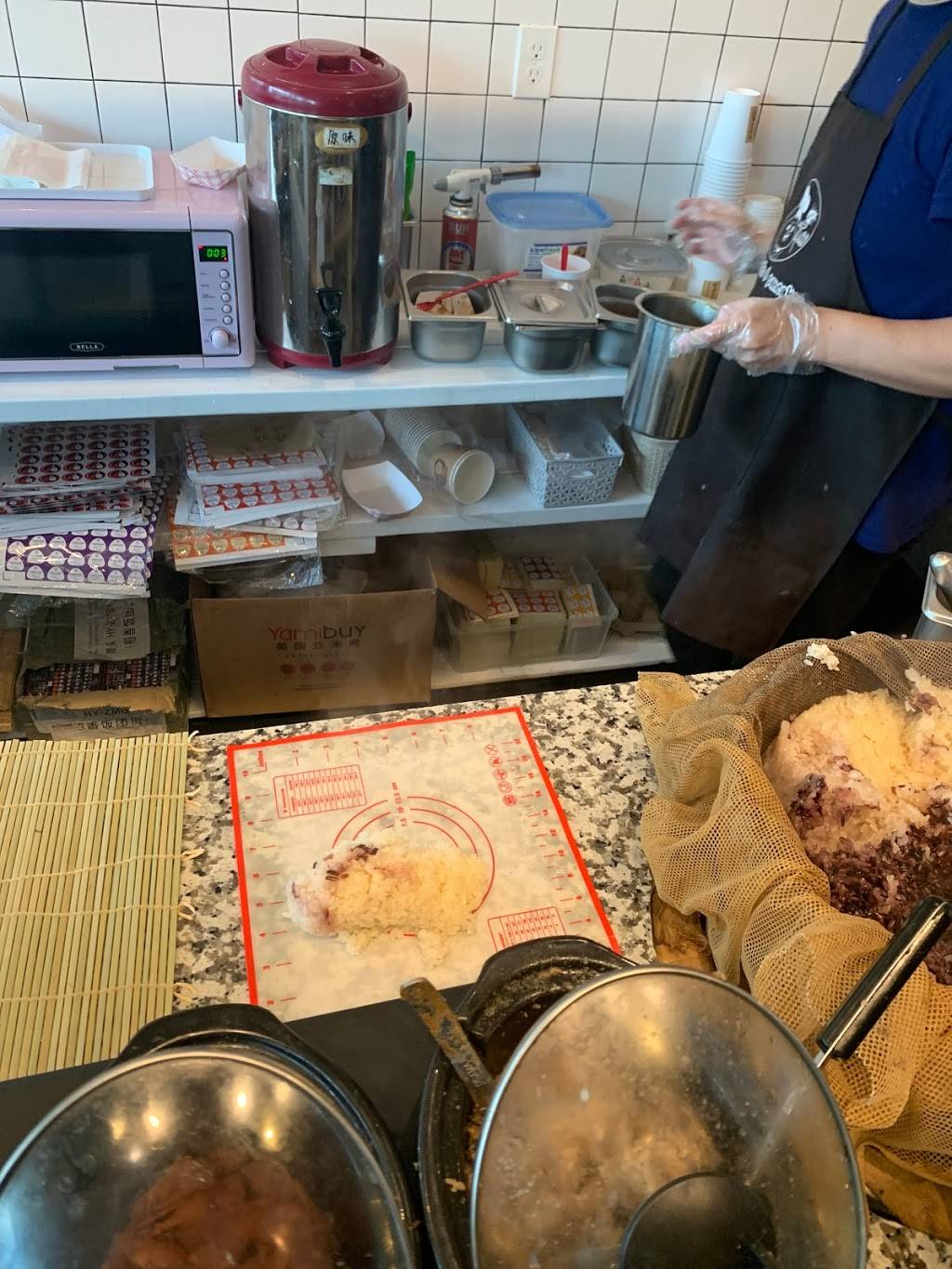 Tao Rice Roll 稻香饭团 | restaurant | 9889 Bellaire Blvd E207, Houston, TX 77036, USA | 6315528880 OR +1 631-552-8880