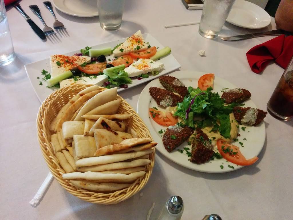 Bosphorus Istanbul Cafe | restaurant | 935 S East St, Indianapolis, IN 46225, USA | 3179741770 OR +1 317-974-1770