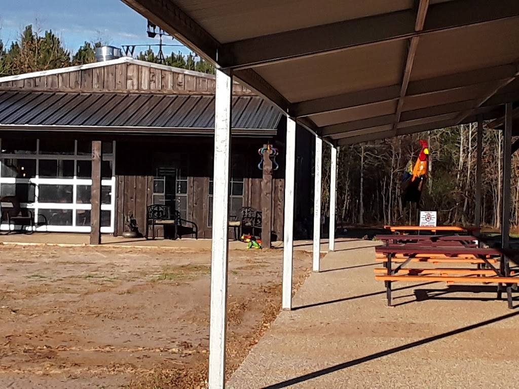 Uncle Dougs | restaurant | 14812 TX-21, Douglass, TX 75943, USA | 9365858502 OR +1 936-585-8502