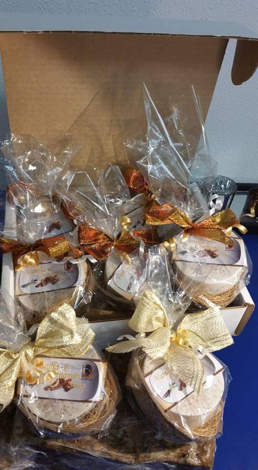 Island Woman Shanty & Modah Naychas Creations | restaurant | 1515 Main St Unit #5, Longmont, CO 80501, USA | 8004609409 OR +1 800-460-9409