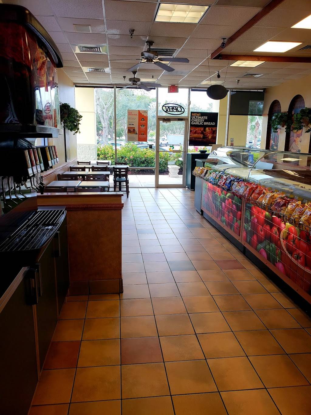 Subway | restaurant | 5628-1 Pelican Strand Blvd, Naples, FL 34110, USA | 2395920095 OR +1 239-592-0095