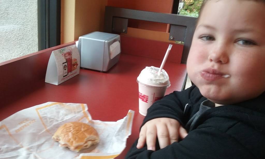 Jack in the Box | restaurant | 8500 N Magnolia Ave, Santee, CA 92071, USA | 6192585492 OR +1 619-258-5492