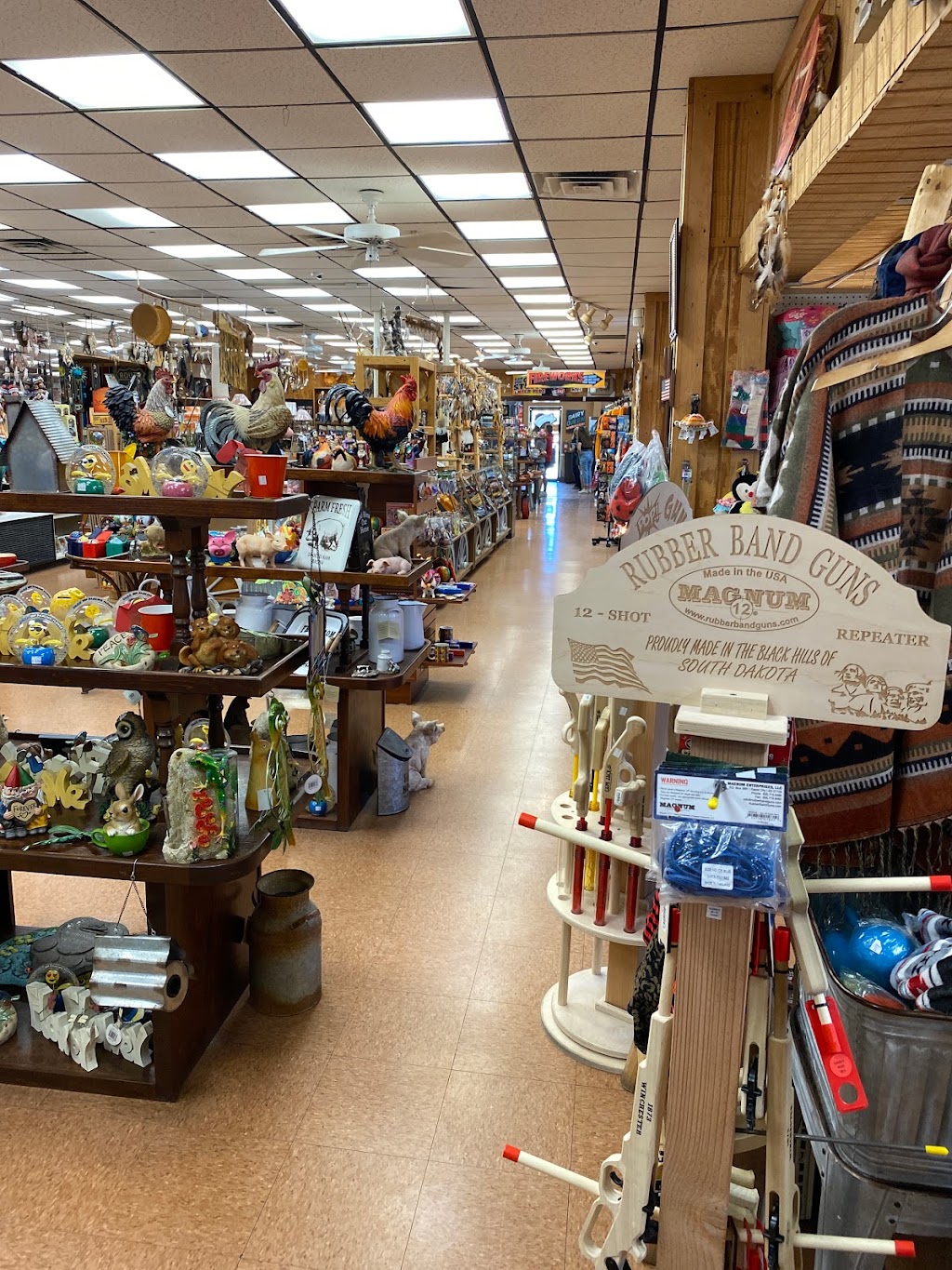 Bowlins Picacho Peak Travel Center | restaurant | 16543 Camino Adelante, Picacho, AZ 85141, USA | 5204667787 OR +1 520-466-7787