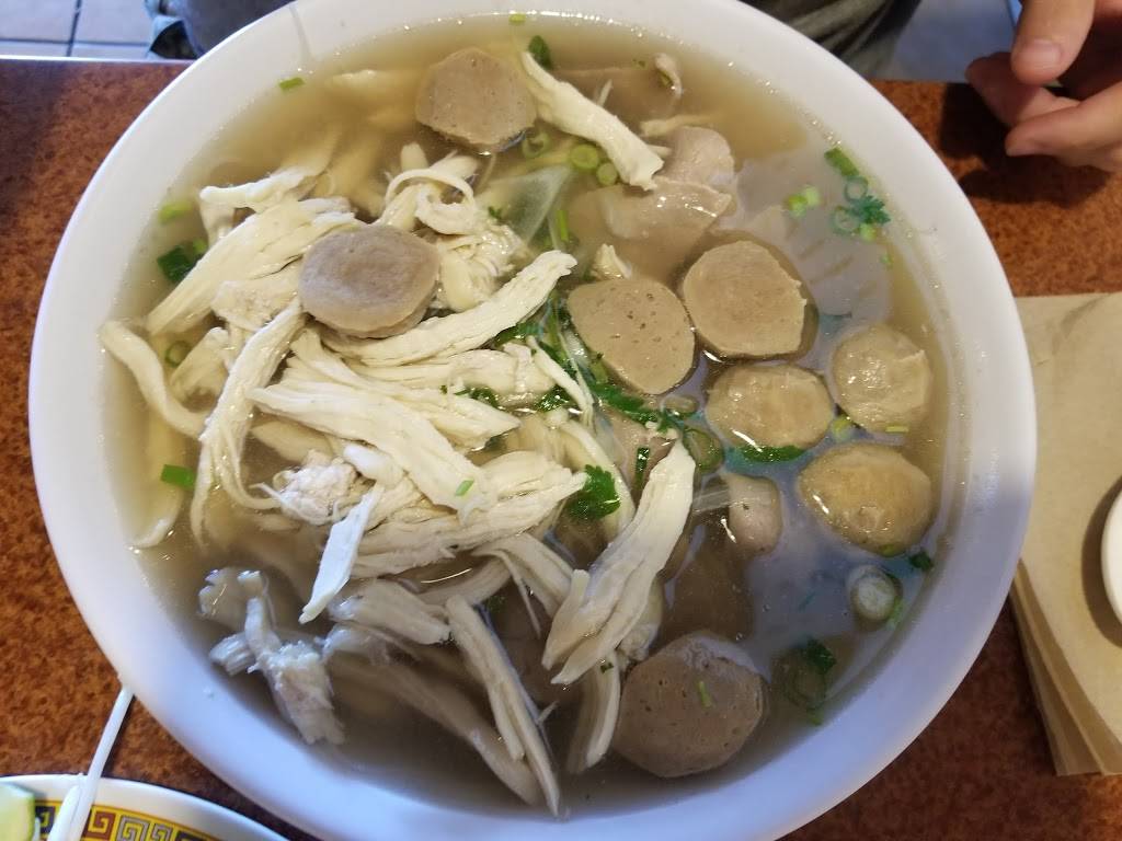 D K Noodle Vietnamese Cuisine | restaurant | 1586 #115, 3848 McHenry Ave, Modesto, CA 95356, USA | 2095721727 OR +1 209-572-1727