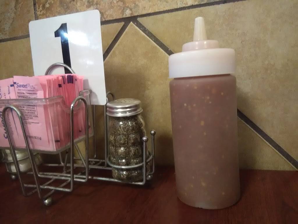 El Burrito Tapatio | restaurant | 3008 West Ave, San Antonio, TX 78201, USA | 2103201985 OR +1 210-320-1985