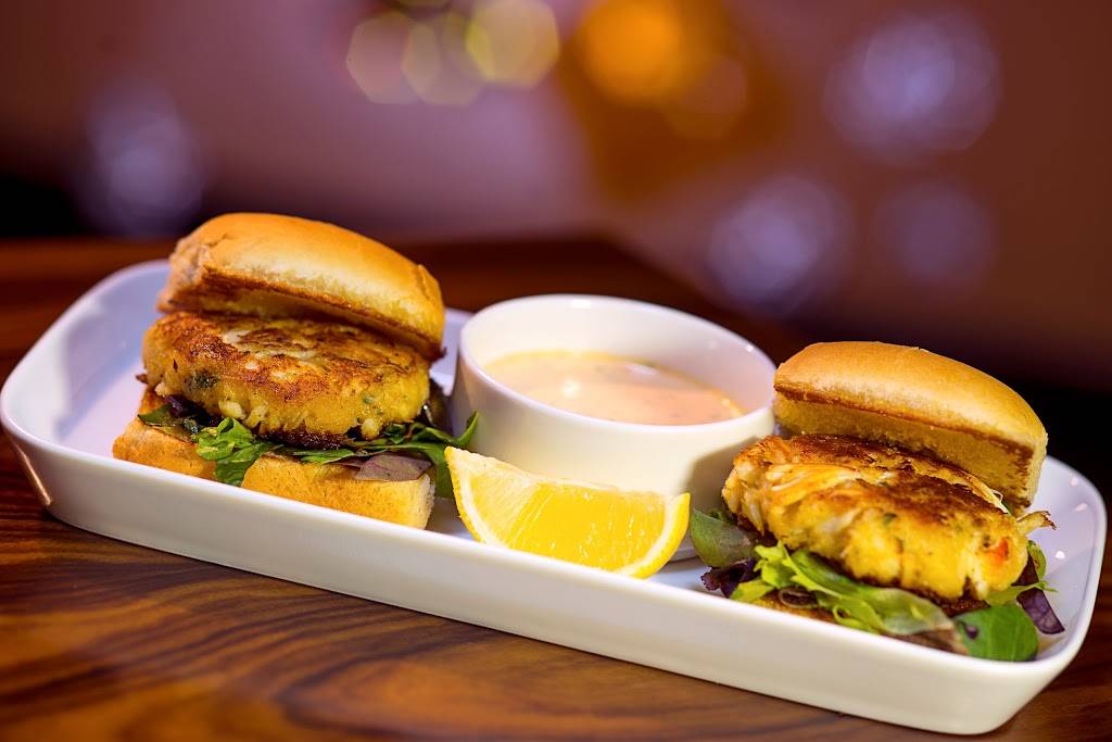 Rosewater Grill & Tavern | restaurant | 2717 Delta Downs Dr, Vinton, LA 70668, USA | 3375899063 OR +1 337-589-9063