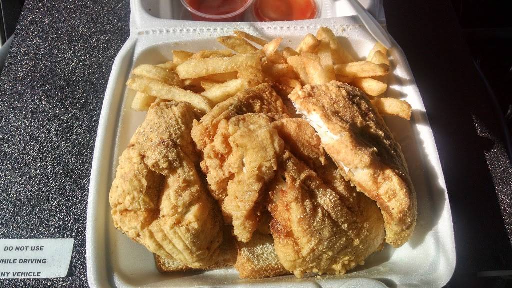 JJ Fish & Chicken | restaurant | 2567 Burr St, Gary, IN 46406, USA | 2198445423 OR +1 219-844-5423
