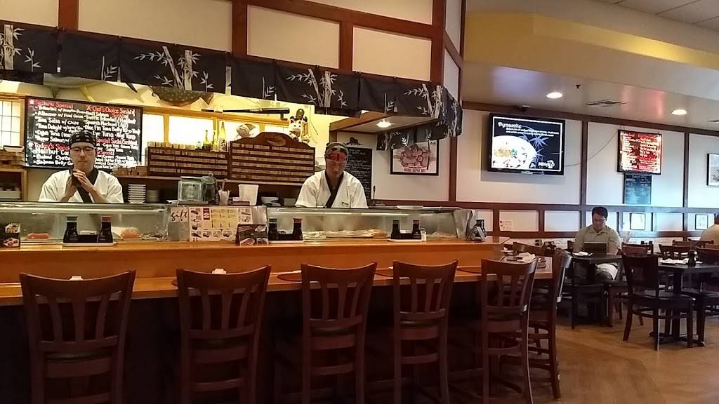 Minato Sushi | restaurant | 1688 Moorpark Rd, Thousand Oaks, CA 91360, USA | 8055570758 OR +1 805-557-0758