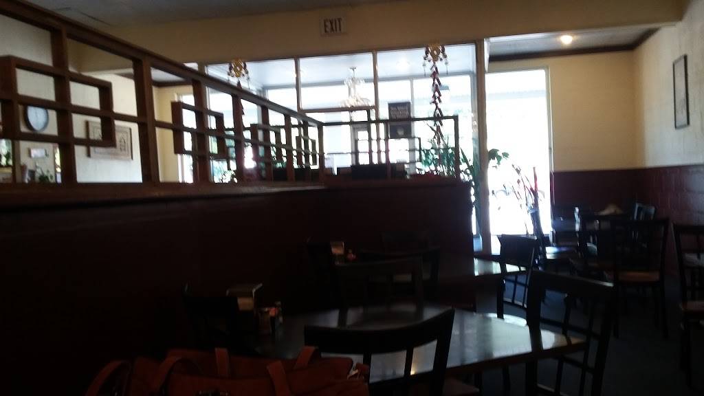 King Chefs Buffet | restaurant | 31 IN-66, Tell City, IN 47586, USA | 8125471116 OR +1 812-547-1116