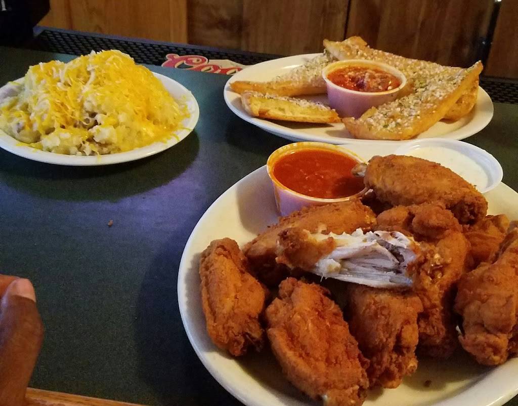 McGinns | restaurant | 5901 W Bluemound Rd, Milwaukee, WI 53213, USA | 4144757546 OR +1 414-475-7546