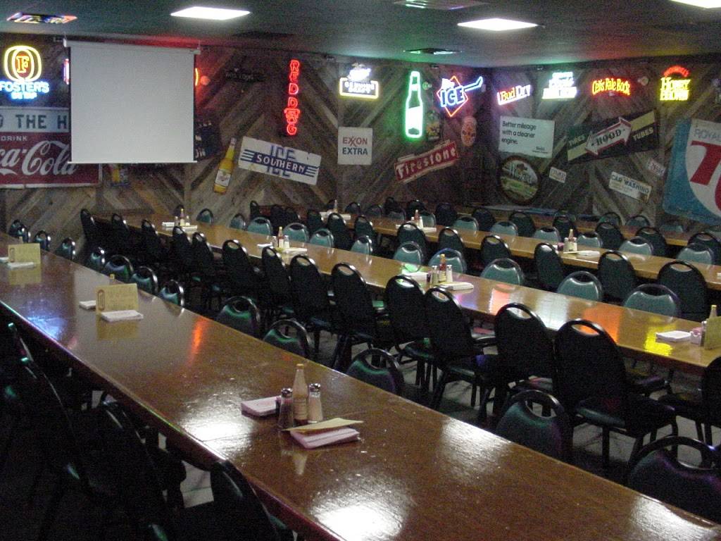 Chesters Hamburgers | restaurant | 16609 San Pedro Ave, San Antonio, TX 78232, USA | 2104943333 OR +1 210-494-3333