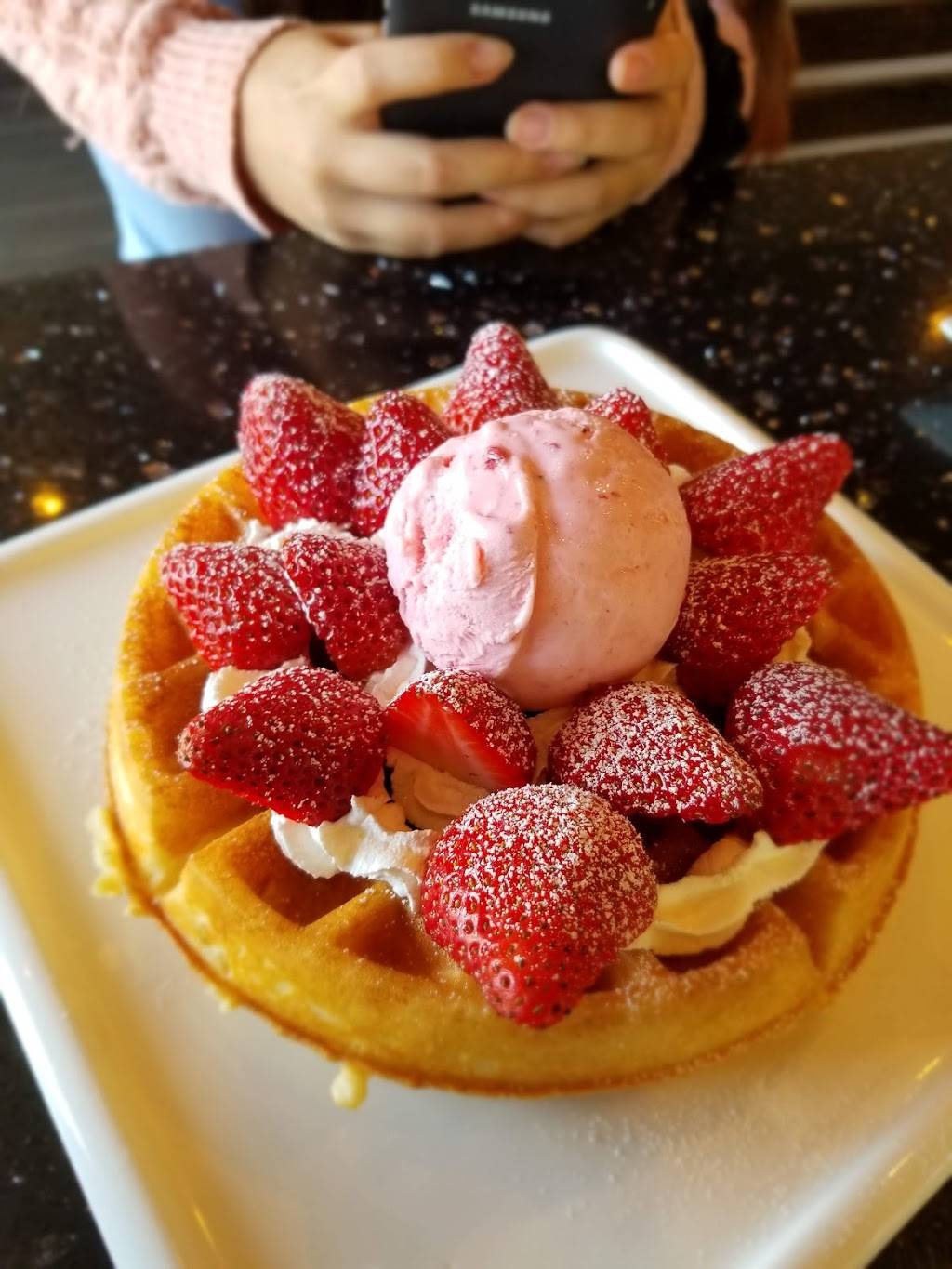 Sno-Crave Tea House | restaurant | 1794 W Olive Ave, Merced, CA 95348, USA | 2093557759 OR +1 209-355-7759