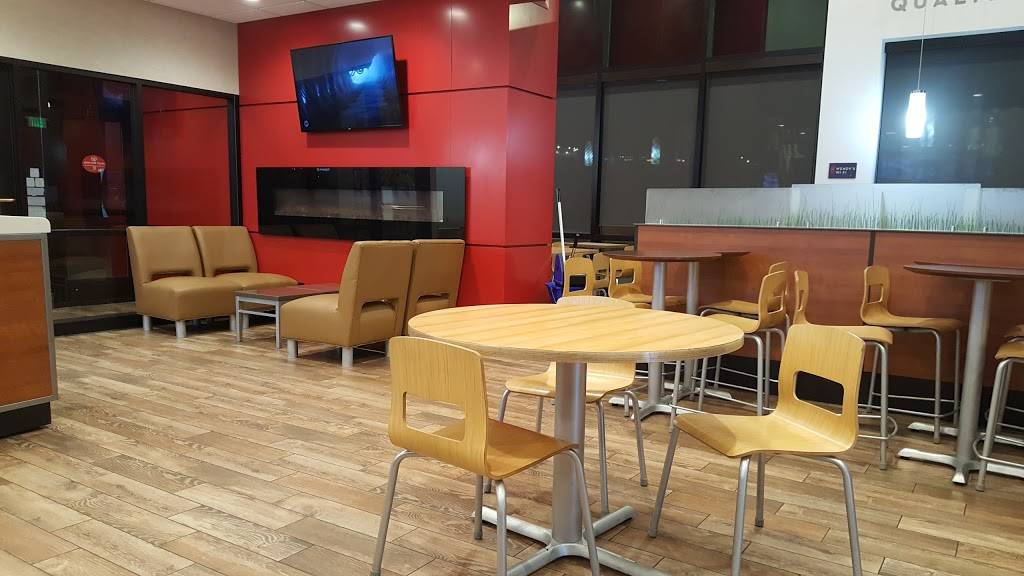 Wendys | restaurant | 3410 N, Digital Dr, Lehi, UT 84043, USA | 8013416133 OR +1 801-341-6133