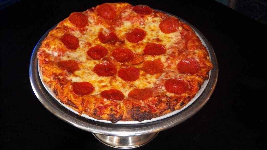 Liljas Premiere Pizza | restaurant | 2381 PA-66, Delmont, PA 15626, USA | 7244686776 OR +1 724-468-6776
