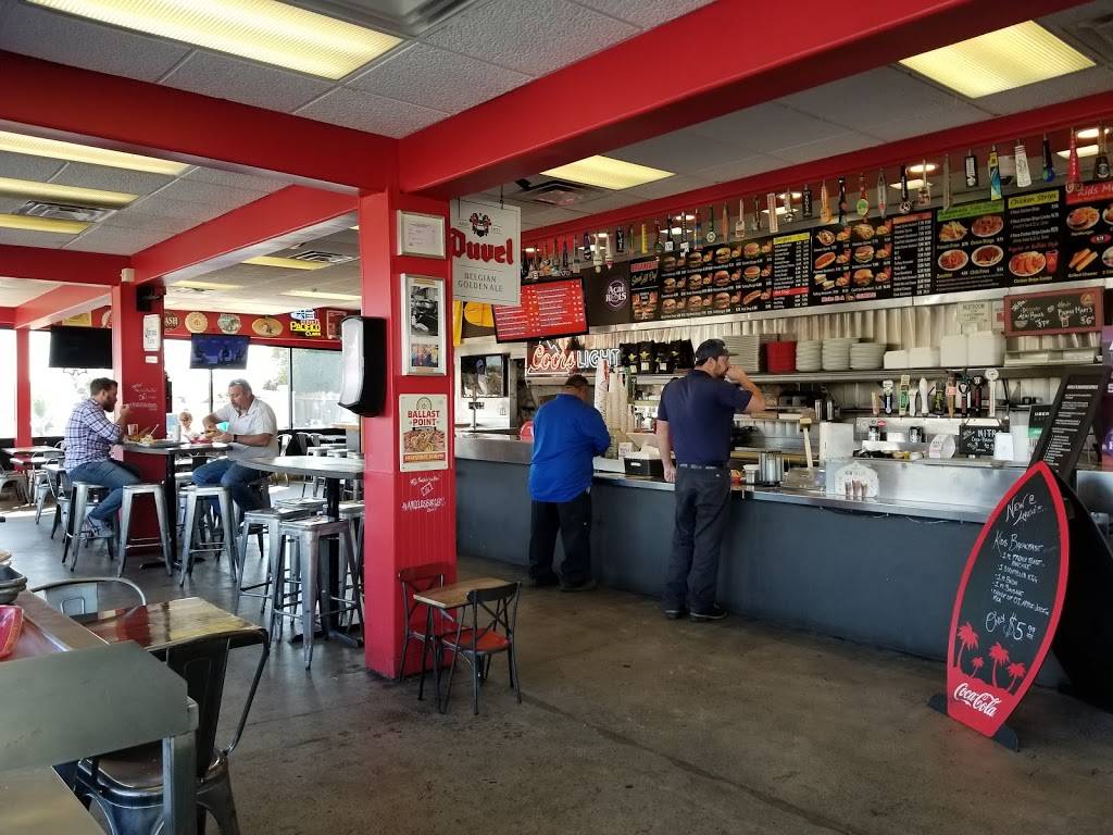 Angelos Burgers | restaurant | 2035 S Coast Hwy, Oceanside, CA 92054, USA | 7609679911 OR +1 760-967-9911