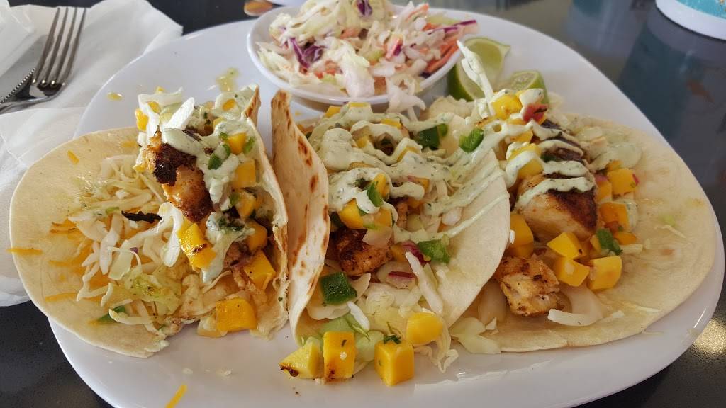 Crabbys Dockside | restaurant | 37 Causeway Blvd, Clearwater, FL 33767, USA | 7272101313 OR +1 727-210-1313