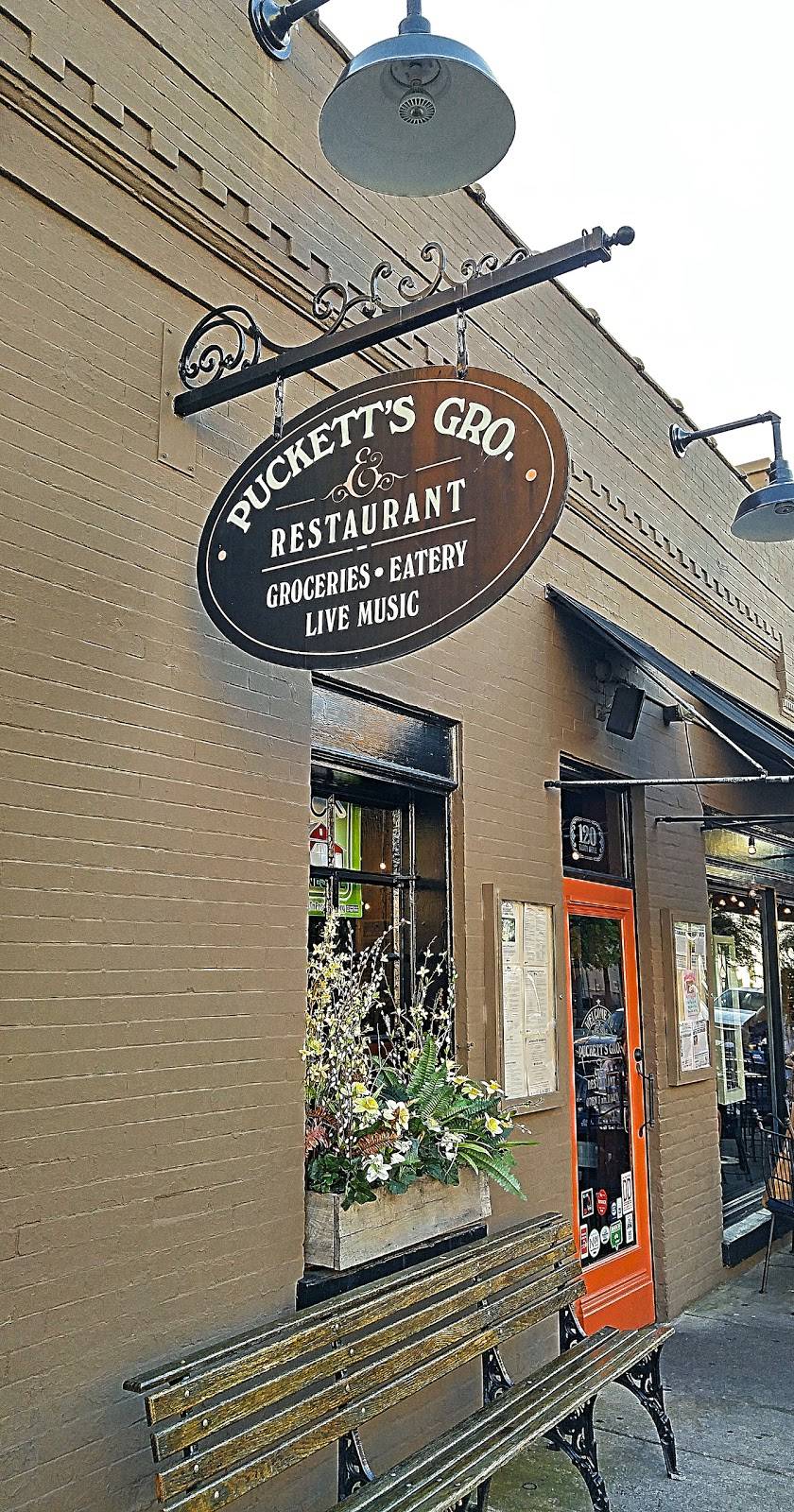 Pucketts Grocery & Restaurant - Downtown Franklin | restaurant | 120 4th Ave S, Franklin, TN 37064, USA | 6157945527 OR +1 615-794-5527