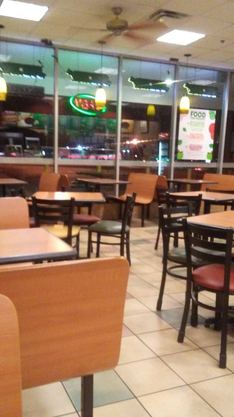 Subway | meal takeaway | 7863 W Jewell Ave, Lakewood, CO 80232, USA | 3039844452 OR +1 303-984-4452