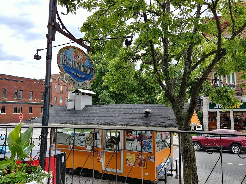 Restaurant Roulotte Beauparlant | restaurant | 314 5e rue de la Pointe, Shawinigan, QC G9N 1E6, Canada | 8195377626 OR +1 819-537-7626