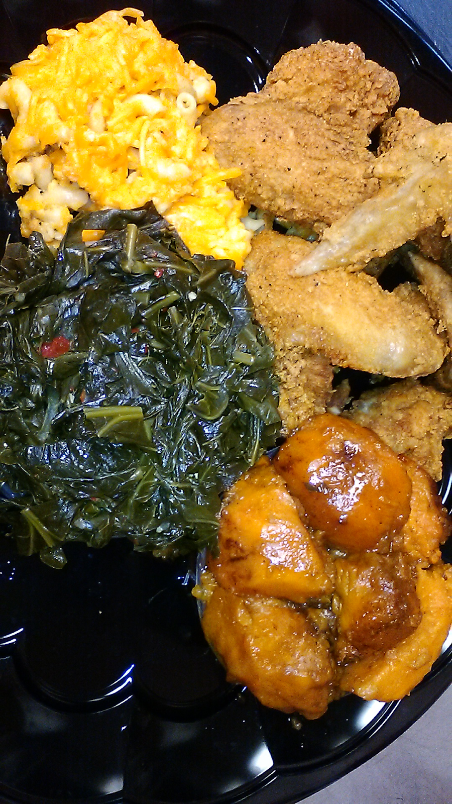 Big Mamas Heart & Soul | restaurant | 544 Old Town Mall, Baltimore, MD 21202, USA | 4434384538 OR +1 443-438-4538