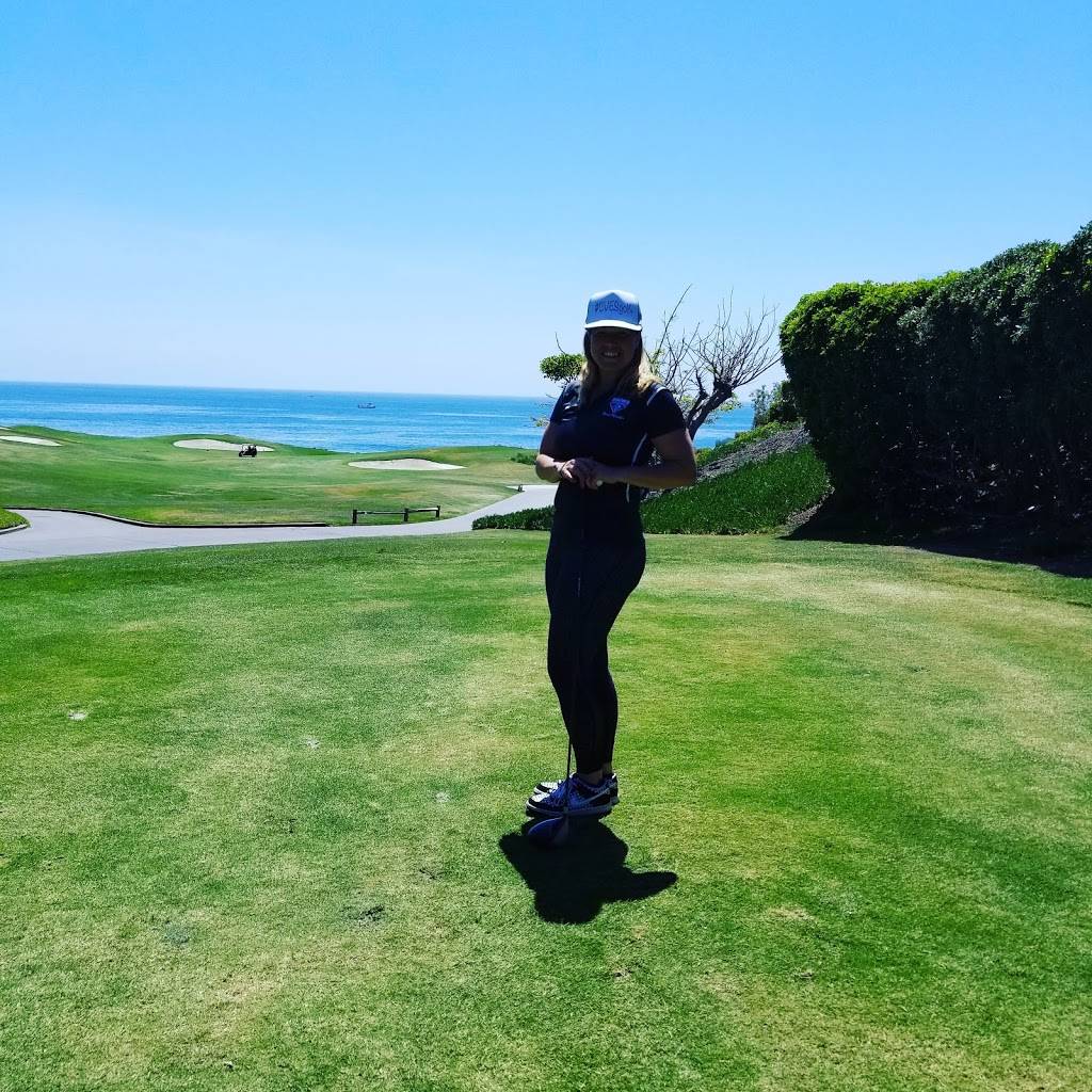 Club 19 Restaurant | restaurant | 1 Monarch Beach Resort N, Dana Point, CA 92629, USA | 9492343200 OR +1 949-234-3200