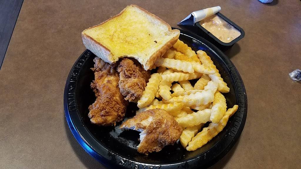 Zaxbys Chicken Fingers & Buffalo Wings | restaurant | 11619 W Hillsborough Ave, Tampa, FL 33635, USA | 8135104321 OR +1 813-510-4321