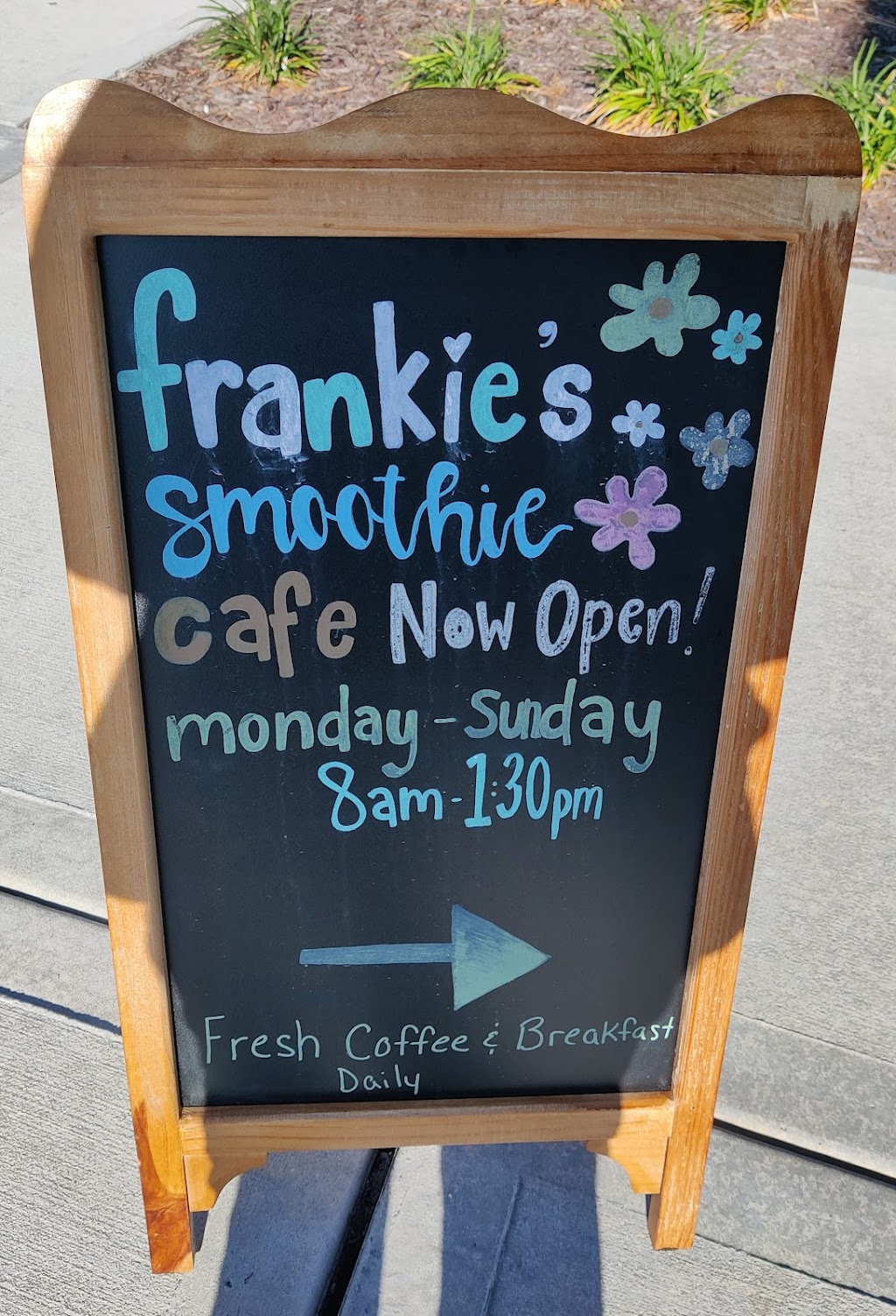 Frankies Smoothie Cafe | cafe | 2430 S Washington Ave, Titusville, FL 32780, USA | 3215677136 OR +1 321-567-7136