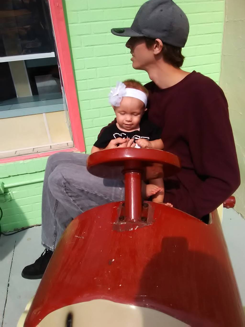 Burger Hut | restaurant | 3524 Coupon Gallitzin Rd, Ashville, PA 16613, USA | 8149435139 OR +1 814-943-5139