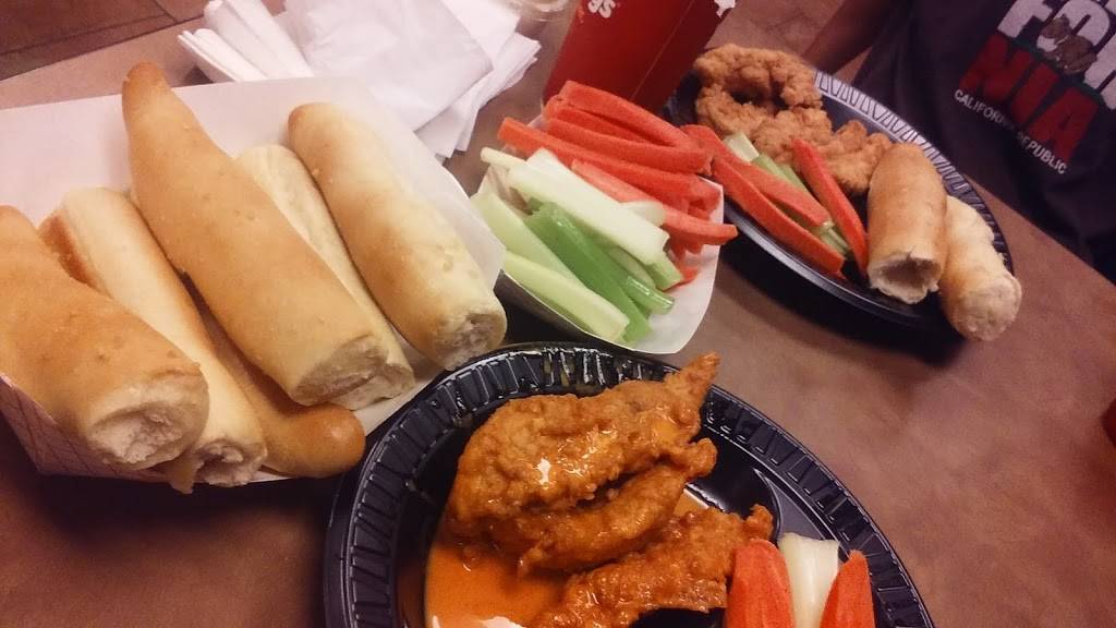 Epic Wings N Things | restaurant | 528 N 2nd St, El Cajon, CA 92021, USA | 6195799464 OR +1 619-579-9464