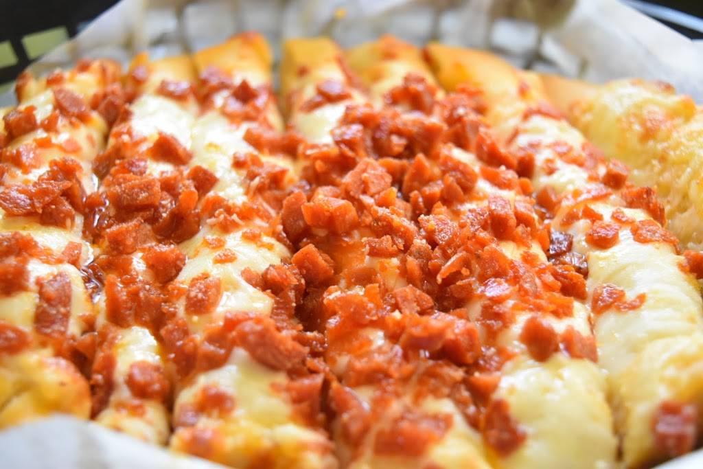 Cenarios Pizza of Fairfield | restaurant | 1955 W Texas St #9, Fairfield, CA 94533, USA | 7074251000 OR +1 707-425-1000