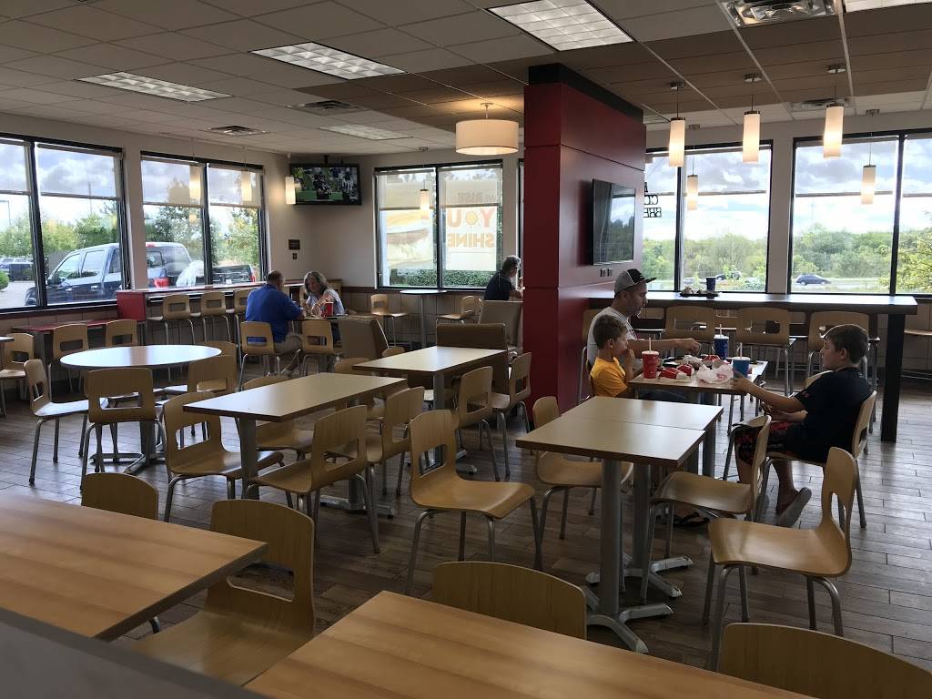 Wendys | restaurant | 10203 Woodland Rd, Lenexa, KS 66220, USA | 9132541765 OR +1 913-254-1765