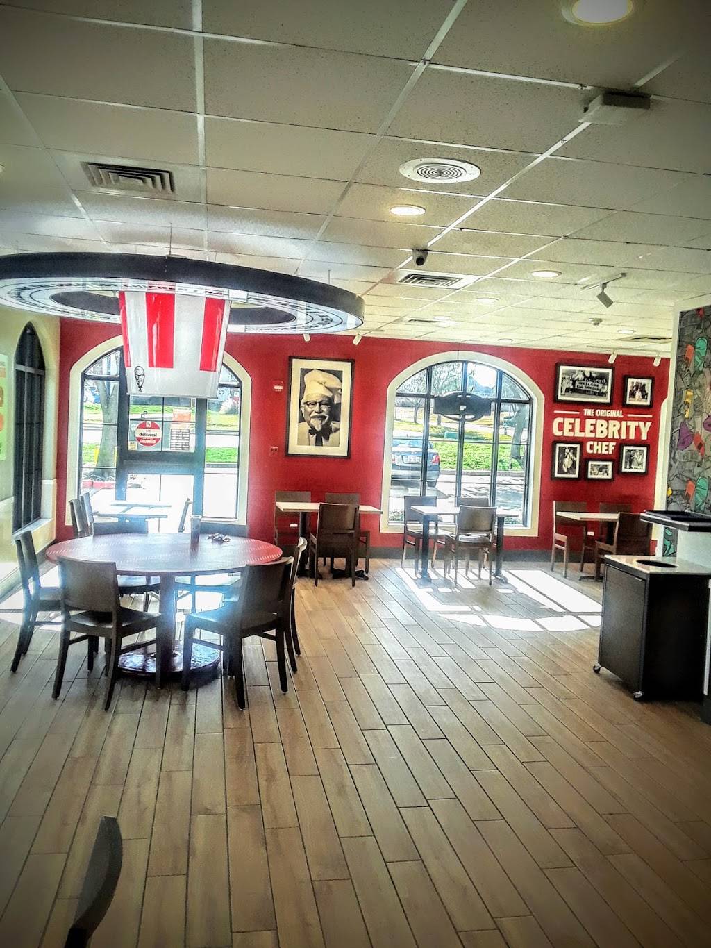 KFC | restaurant | 2170 FM407, Highland Village, TX 75077, USA | 9723171766 OR +1 972-317-1766