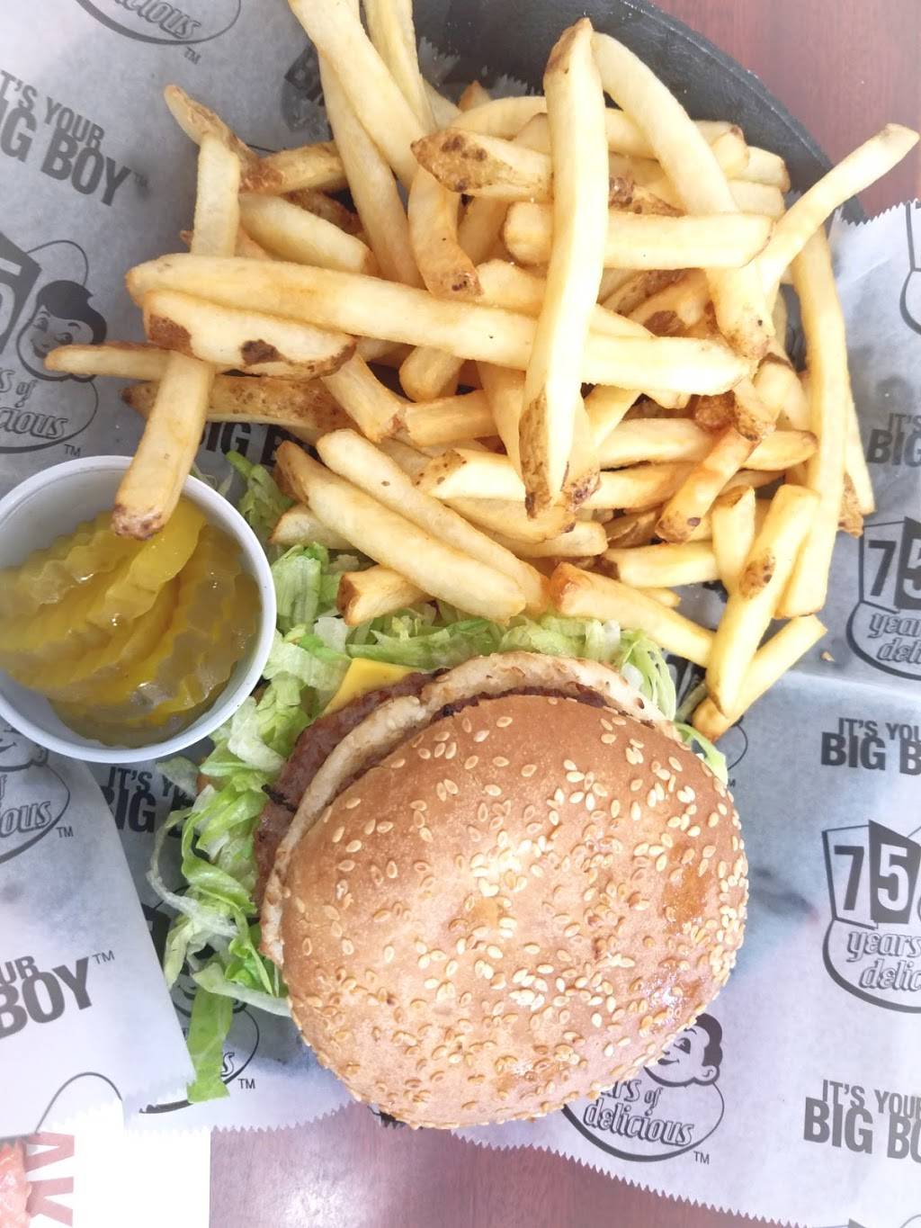 Big Boy | restaurant | 29300 23 Mile Rd, Chesterfield, MI 48047, USA | 5869491700 OR +1 586-949-1700