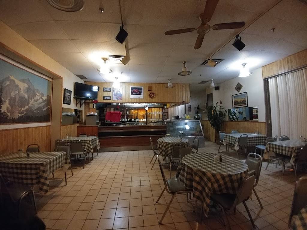 Nancy Trattoria Restaurant | restaurant | 2023 Williams Pkwy, Brampton, ON L6S 6E7, Canada | 9057927822 OR +1 905-792-7822