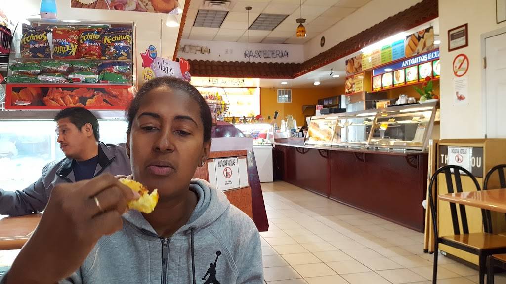 Cafe Con Leche | bakery | 102-03 Roosevelt Ave, Corona, NY 11368, USA | 7184574967 OR +1 718-457-4967