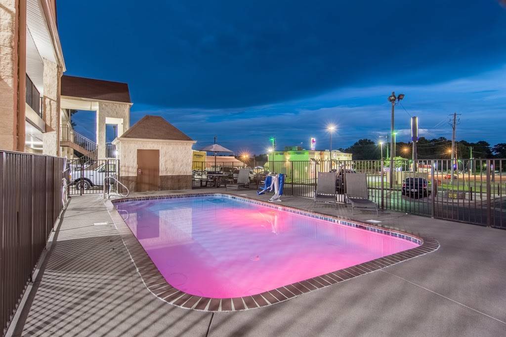 Econo Lodge | restaurant | 101 6th Ave, Jasper, AL 35504, USA | 2052217800 OR +1 205-221-7800