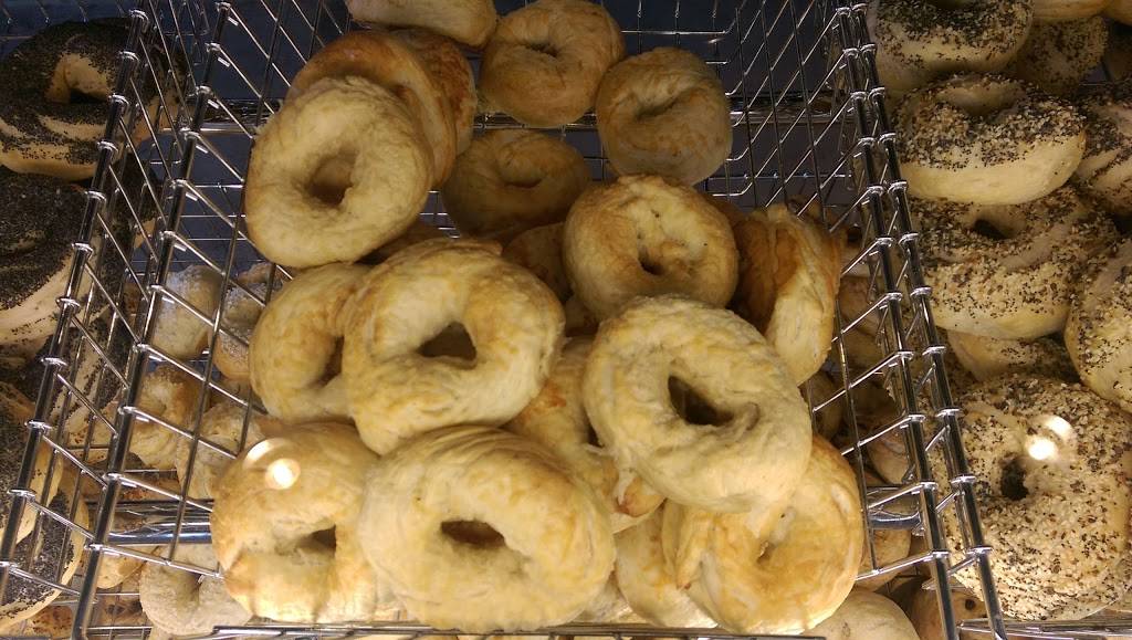 Bagel Haus | restaurant | 8641 W 13th St N #100, Wichita, KS 67212, USA | 3164405185 OR +1 316-440-5185