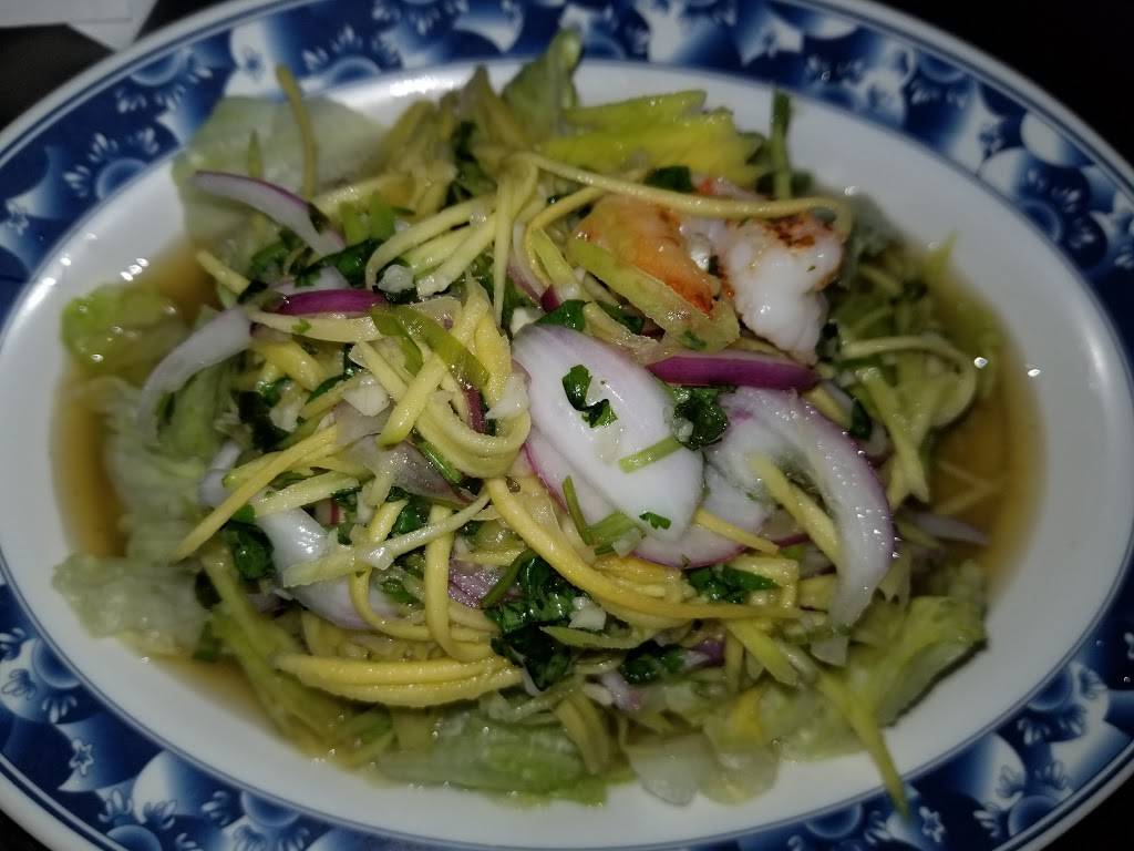 Thai Basil | restaurant | 121 Broadway St, Chico, CA 95928, USA | 5303436843 OR +1 530-343-6843