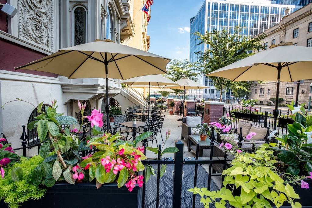 University Club of Cincinnati | restaurant | 401 E 4th St, Cincinnati, OH 45202, USA | 5137212600 OR +1 513-721-2600